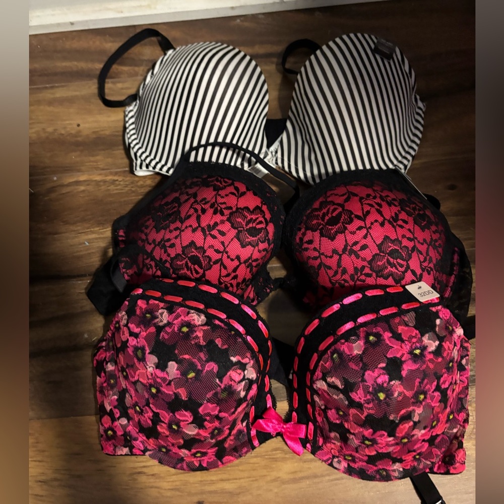 NWT 32DD bundle
